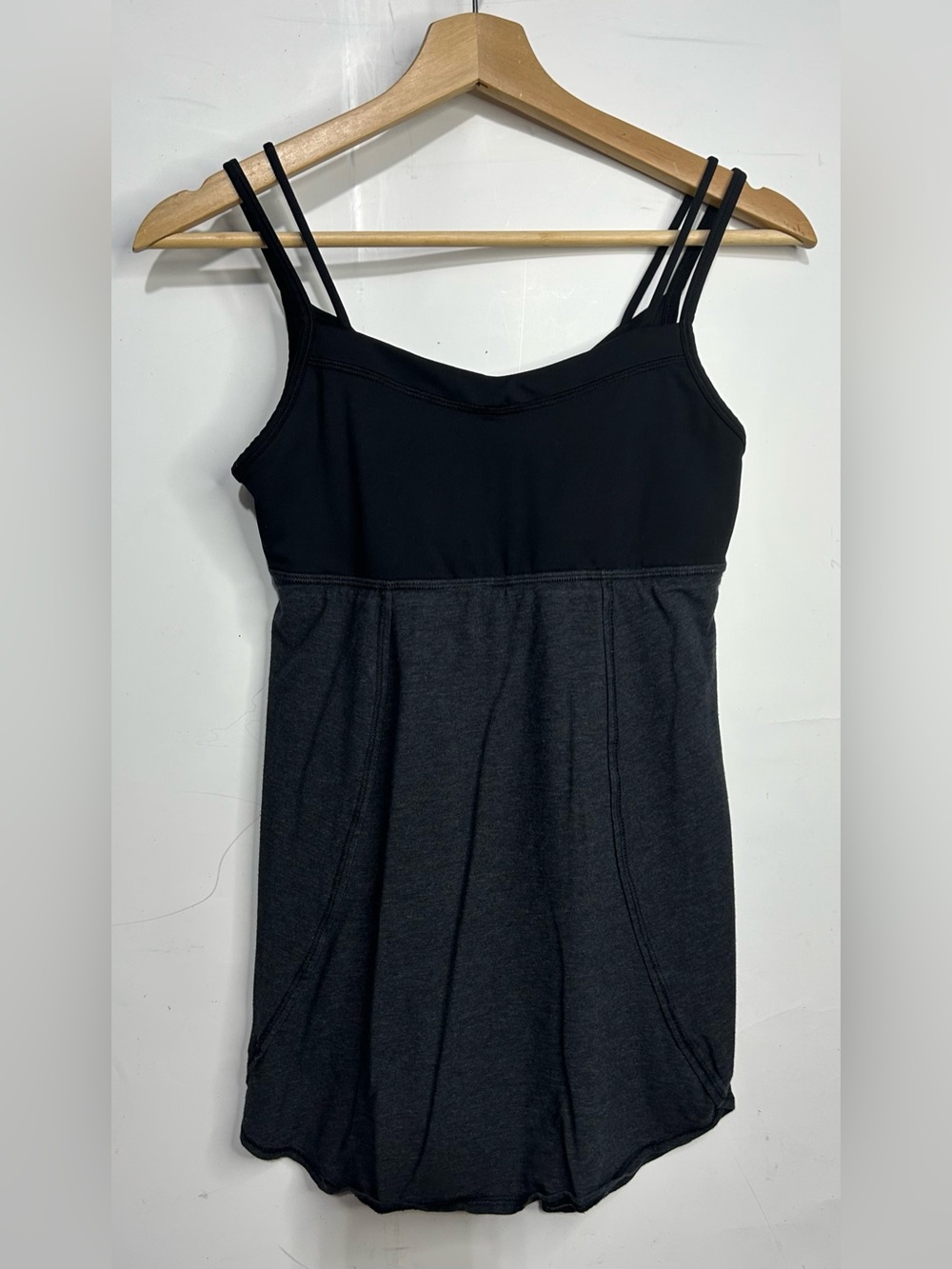 5 for $25🔥Ivivva by‎ Lululemon Grey Tank Top Girls Size 14